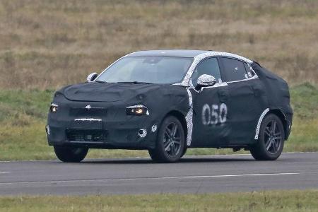 11/2018 Lynk & CO 05 SUV Coupé Erlkönig