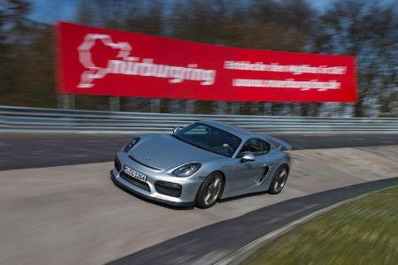 Porsche Cayman GT4, Steilkurve