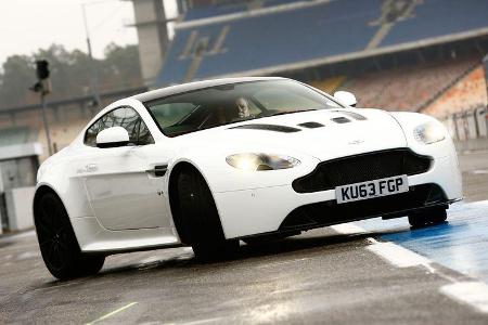 Aston Martin V12 Vantage S, Frontansicht
