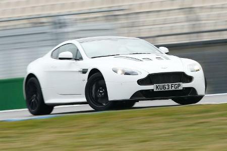 Aston Martin V12 Vantage S, Seitenansicht