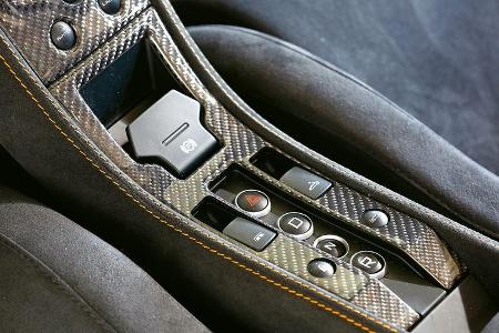 McLaren 650S Spider, Mittelkonsole