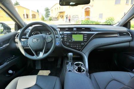 07/2018, Toyota Camry Hybrid Covered Drive