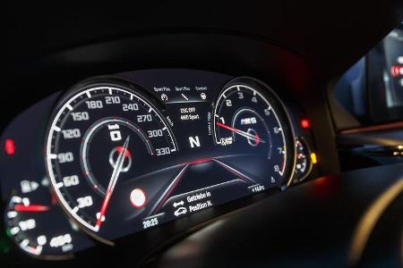 BMW M5, Interieur