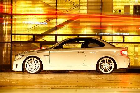 TJ-BMW 1er Coupé V10 SMG, Seitenansicht