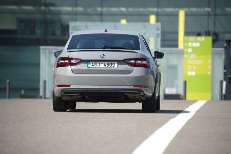 Skoda Superb 2.0 TSI, Exterieur