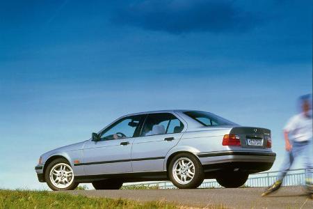BMW 316i, Heckansicht