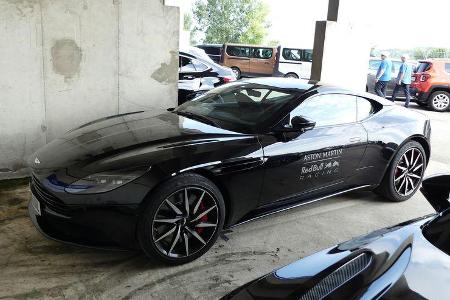Fahrerautos - GP Ungarn 2018 - Max Verstappen - Aston Martin DB11