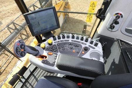 New Holland Agriculture, Jeep Cherokee, Fahrbericht, New Holland Agriculture, Interieur