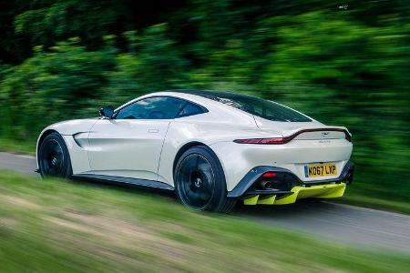 Aston Martin Vantage V8, Exterieur