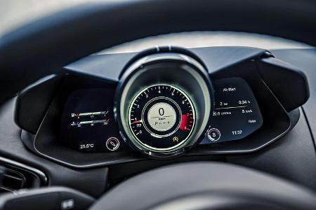 Aston Martin Vantage V8, Interieur