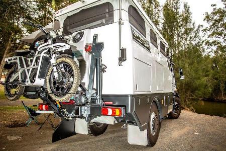 EarthCruiser Overland Vehicles Expeditionsmobil Explorer XPR440