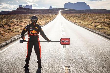 Daniel Ricciardo - Red Bull RB7 - F1 - Roadtrip USA - 2018