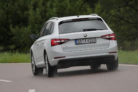 Skoda Superb Combi 2.0 TDI, Heck