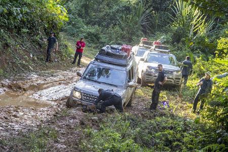 Land Rover Discovery und Range Rover