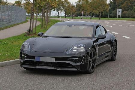 Porsche Mission E Erlkönig