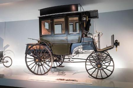 1895 Benz Omnibus - Mercedes-Museum