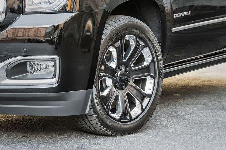 GMC Yukon Denali Ultimate Black Edition