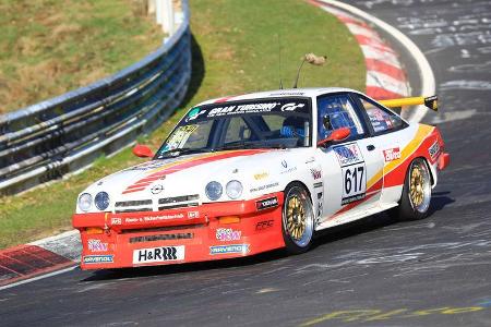 VLN - Nürburgring Nordschleife - Startnummer #617 - Opel Manta - Automobilclub von Deutschland - H2