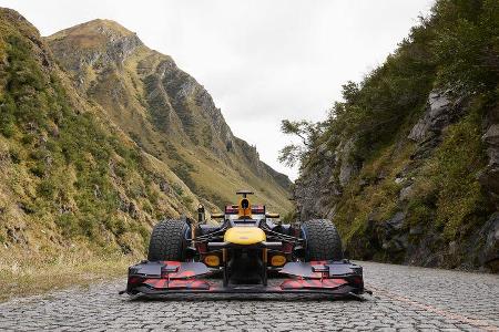 Sebastien Buemi - Red Bull - Showrun - Gotthard-Pass - RB8 - 2017