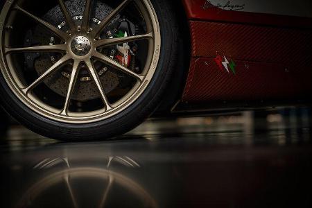 Pagani Huayra Lampo Garage Italia Customs