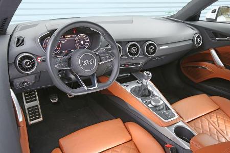 Audi TT Coupé 2.0 TDI, Cockpit