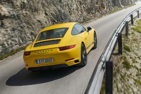 Porsche 911 Carrera T Touring