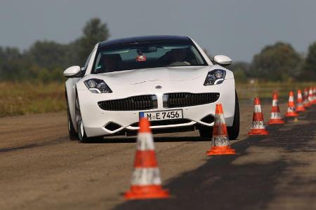 Fisker Karma, Frontansicht, Slalom