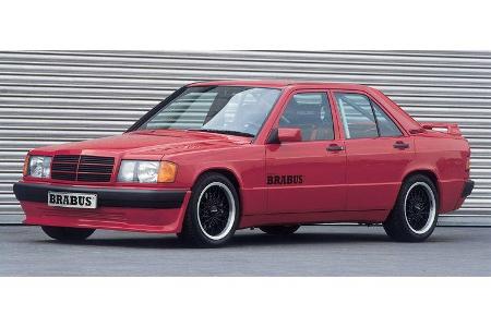 190E 3.6S: In 6,3 Sekunden beschleunigt er auf 100 km/h und erreicht 258 km/h.