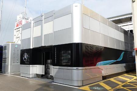 Mercedes - F1-Motorhomes - GP Spanien 2018