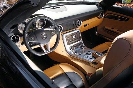 Mercedes SLS AMG Roadster, Cockpit