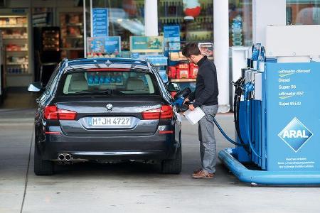BMW 528i Touring, Tanken