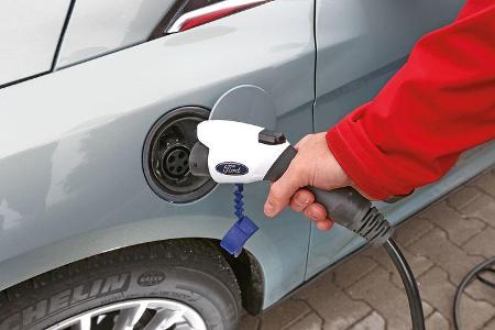 Ford Focus Electric, Tanken, Stromzufuhr