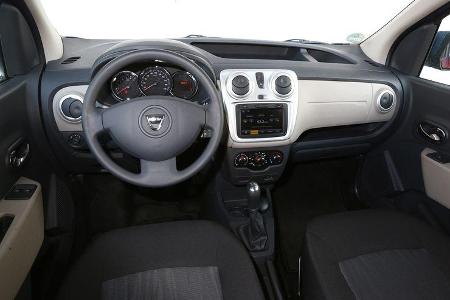 Dacia Dokker dCi 90, Cockpit, Lenkrad