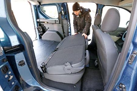 Dacia Dokker dCi 90, Rücksitze, Umklappen