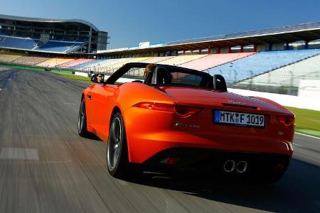 Jaguar F-Type S, Heckansicht