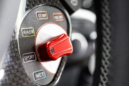 Ferrari F12 Berlinetta, Bedienelement