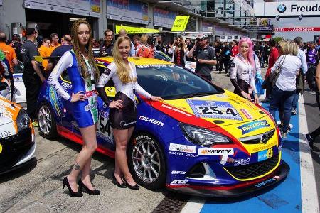 Girls - 24h-Rennen Nürburgring 2016 - Nordschleife - Samstag - 28.5.2016