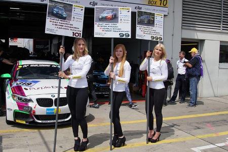 Girls - 24h-Rennen Nürburgring 2016 - Nordschleife - Samstag - 28.5.2016