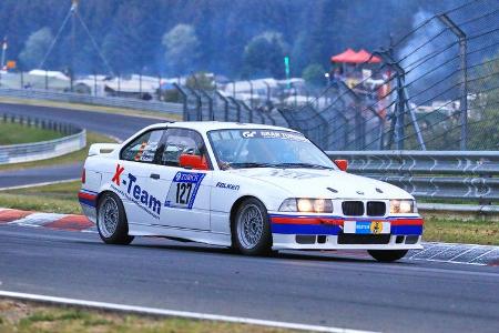 24h-Rennen Nürburgring 2018 - Nordschleife - Startnummer #127 - BMW E36 318iS - X-Team powered by Motorsport Hoffmann - SP3