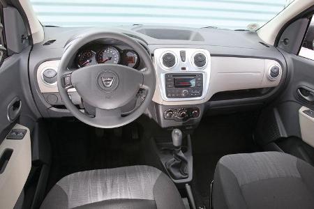 Dacia Lodgy dCi 90, Cockpit