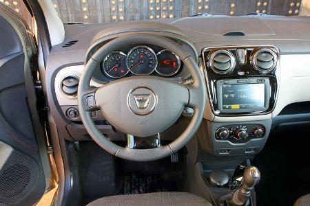 Dacia Lodgy, Lenkrad, Cockpit