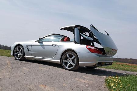 Mercedes SL 350, Seitenansicht, Dach öffnet