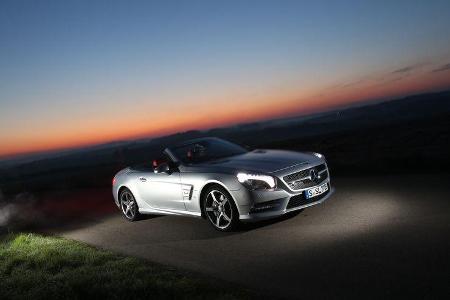 Mercedes SL 350, Abendlicht, Frontansicht
