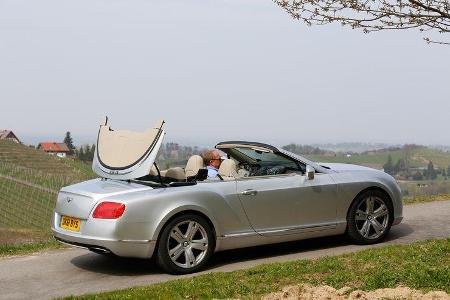 Bentley Continental GTC, Seitenansicht, Dach schließt