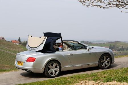 Bentley Continental GTC, Seitenansicht, Dach schließt