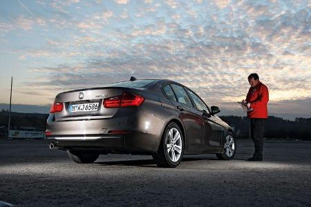 BMW 320d Modern Line, Heck, Abendstimmung