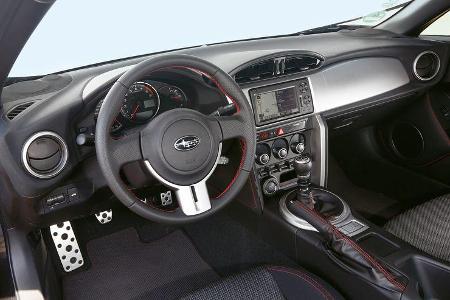 Subaru BRZ, Cockpit