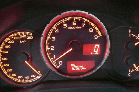 Subaru BRZ, Drehzahlmesser