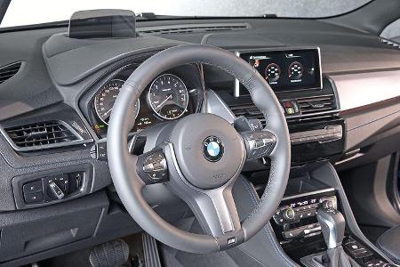 BMW 2er Active Tourer, Cockpit, lenkrad