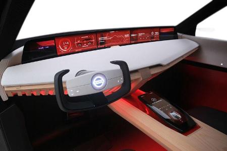 Wie schon bei der Infiniti Q Inspiration - Studie aus dem gleichen Konzern zeigt das XMotion Concept eine große Fläche vor d...